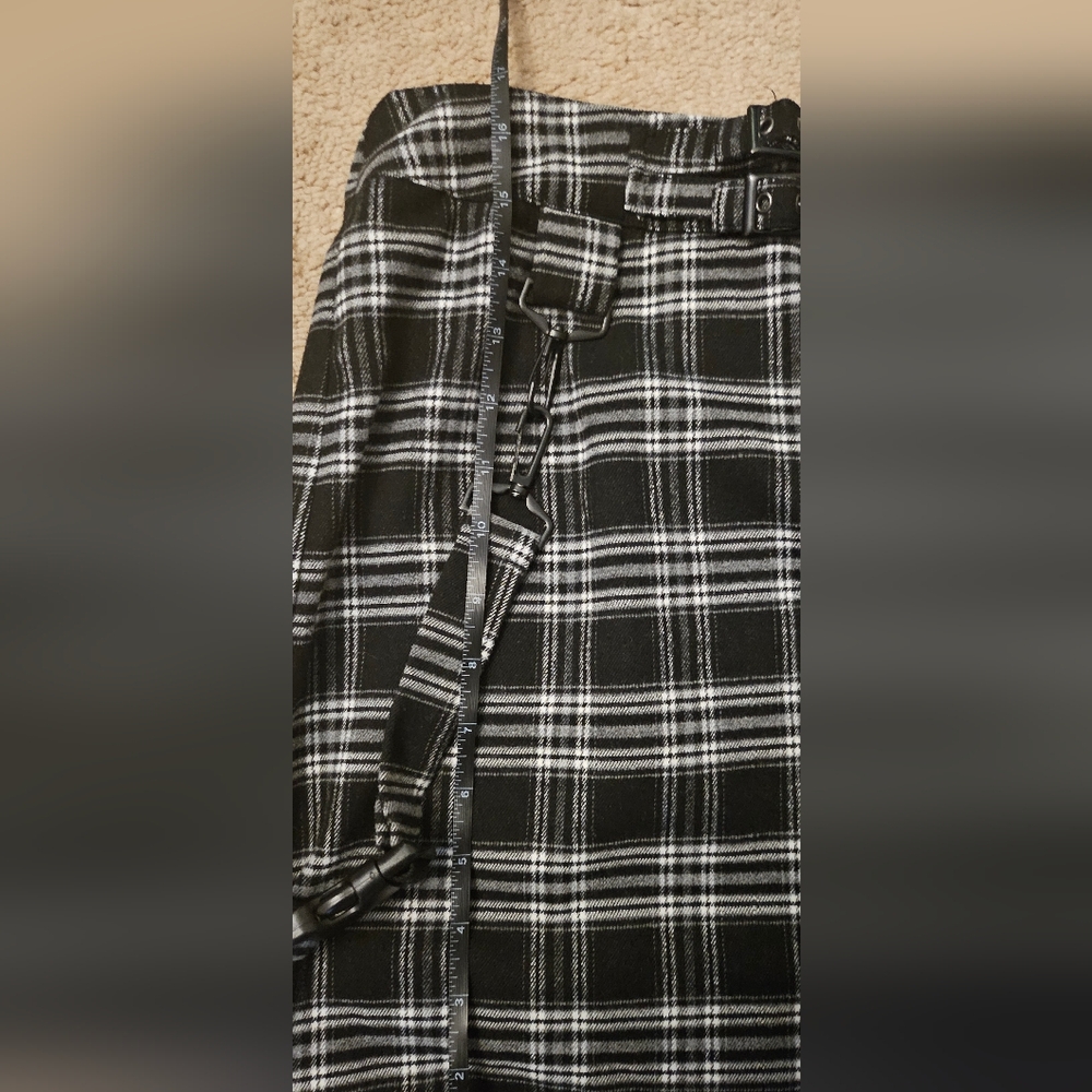 Lychee The Label Salt N' Pepper Suspender Skirt - Picture 5 of 6